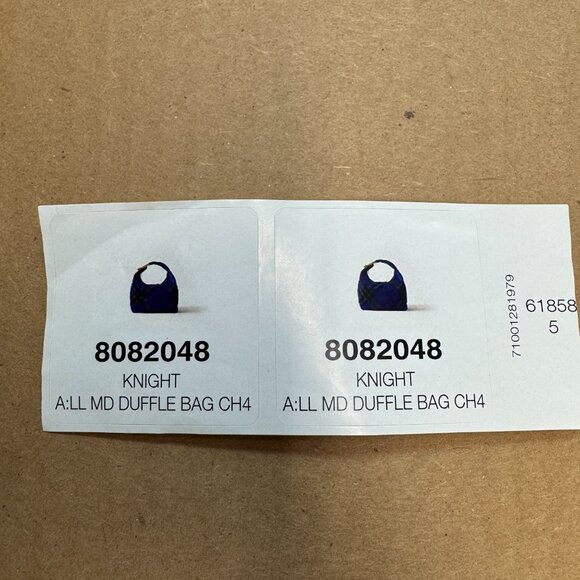 Burberry Medium Peg Duffle Bag - Picture 13 of 14